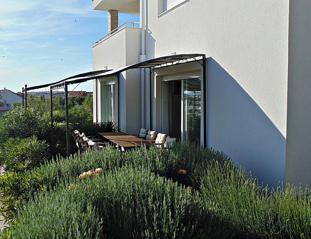 House Natali 70M From The Beach - Free Ev Top Up Rtina Extérieur photo
