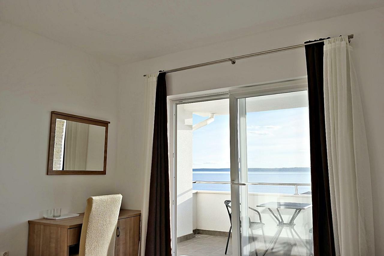 House Natali 70M From The Beach - Free Ev Top Up Rtina Extérieur photo